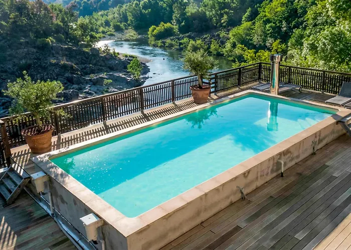 Lovely In With Private Swimming Pool, Be Inside Or Outside * Corbes